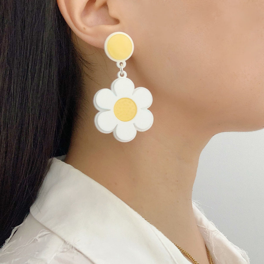 Jennifer Loiselle daisy hoop laser cut acrylic fashion earrings