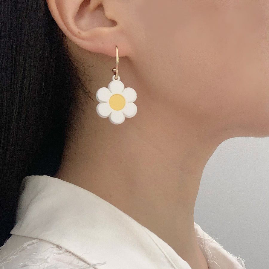 Jennifer Loiselle daisy hoop laser cut acrylic fashion earrings