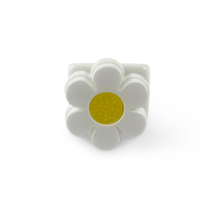 Jennifer Loiselle daisy 90s nostalgia resin ring