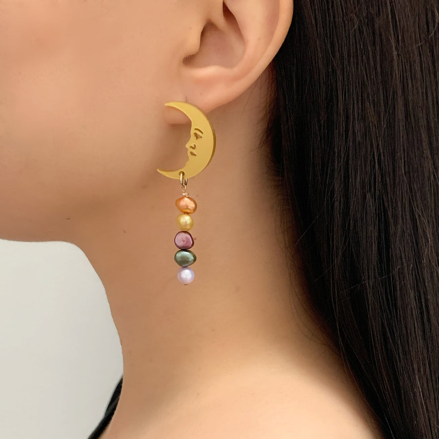 Jennifer Loiselle crescent moon gold pearl earrings