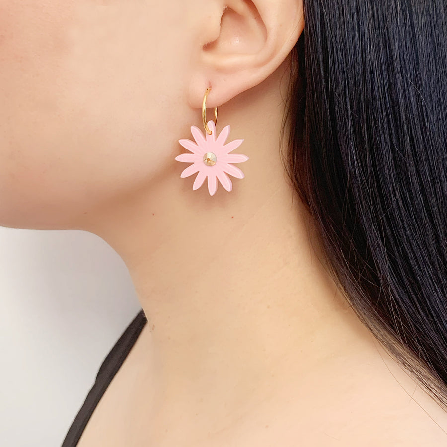 Jennifer Loiselle laser cut acrylic daisy flower hoop earrings