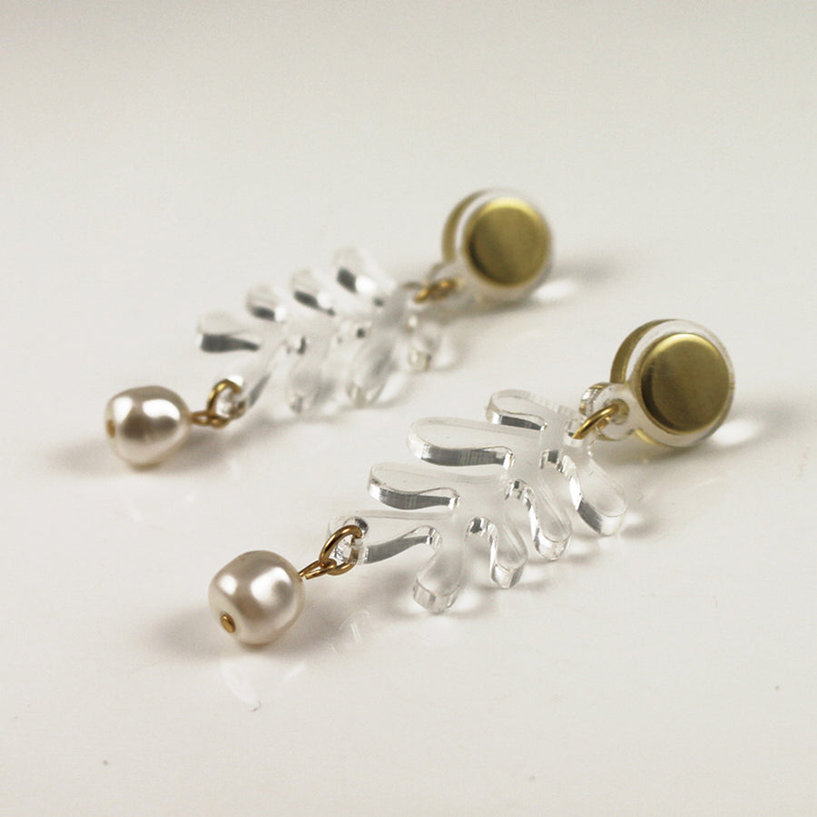 Jennifer Loiselle mini tendril Matisse pearl earrings