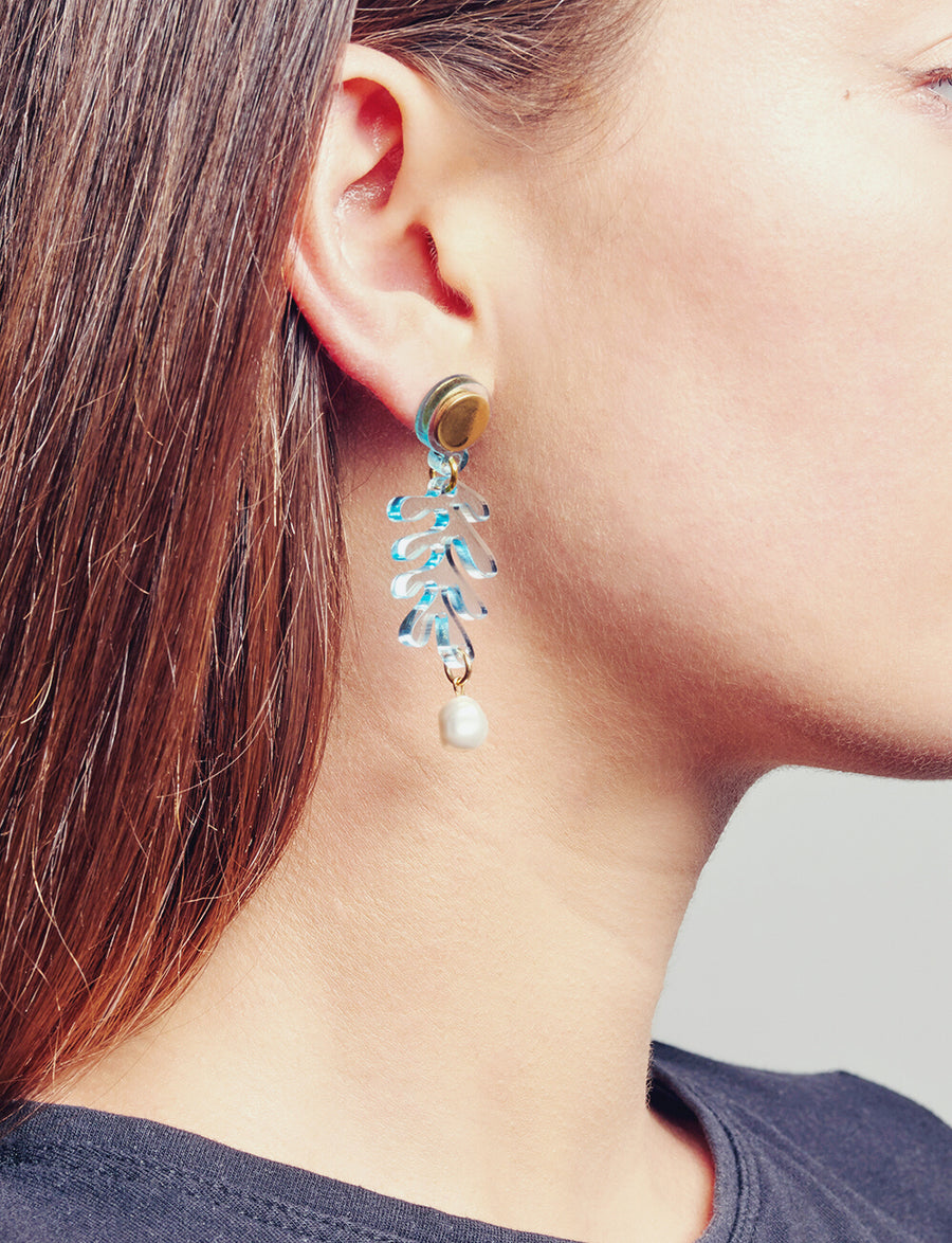 Jennifer Loiselle mini tendril Matisse pearl earrings