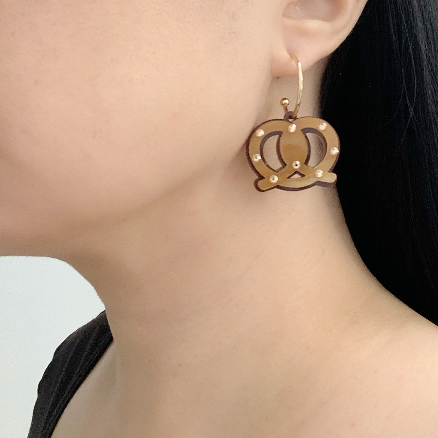 Jennifer Loiselle novelty laser cut acrylic Pretzel food hoop earrings