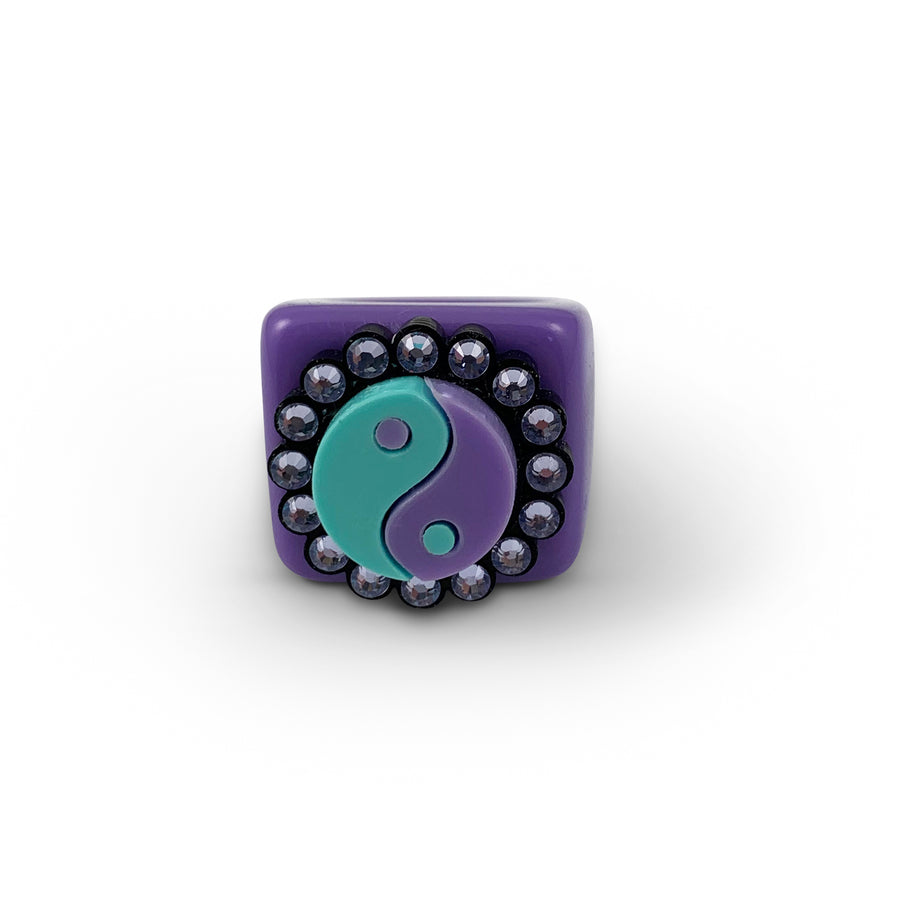 Jennifer Loiselle Yin Yang Chunky 90s Resin Ring